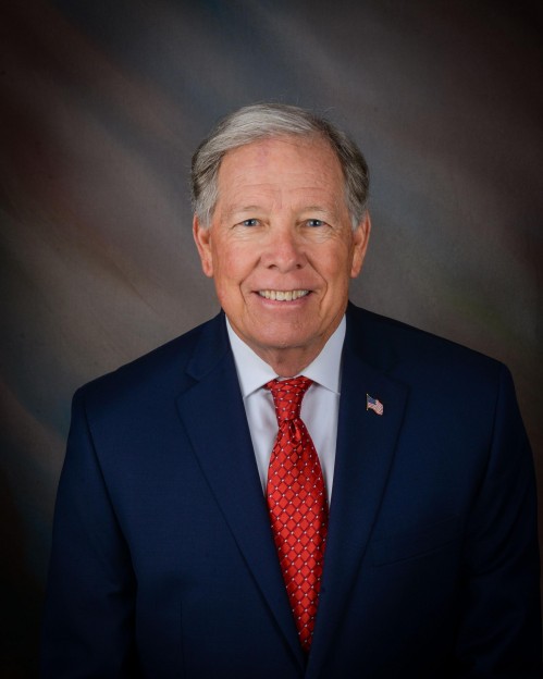 Click to view profile for Dan Peterson